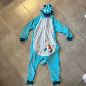 Moriah Elizabeth Cousin Derp dinosaur onesie pajamas. Kids size medium.